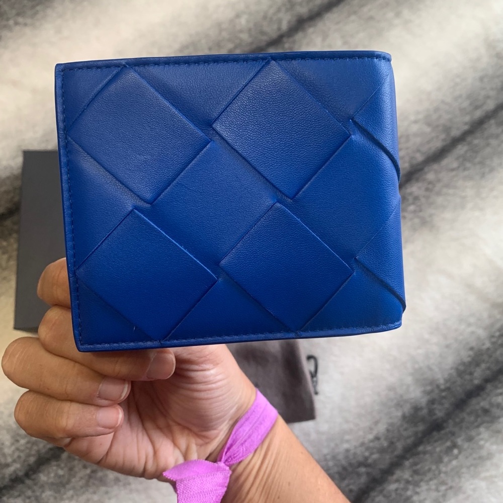 { Bottega Veneta } New Intrecciato Wallet Blue - Picture 4 of 10